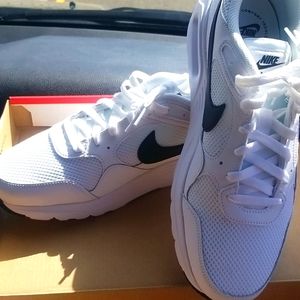 Nike air max 270 with the original box